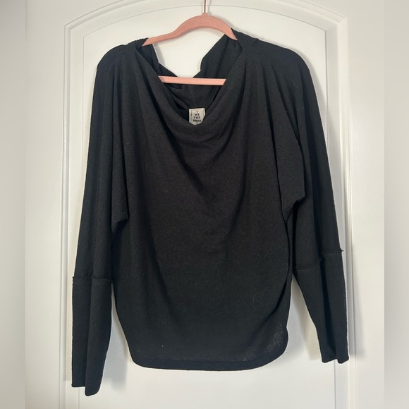 Free People We The Free Relaxed Fit Cowl Neck Long sleeve size large - Picture 1 of 10